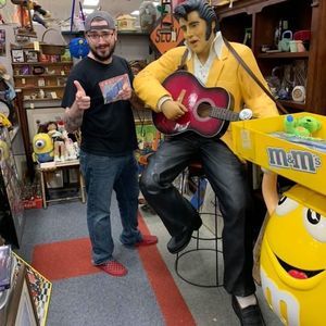 Meet your Posher, Dylan